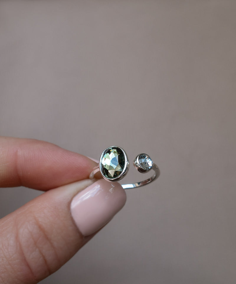 Lilla-Ellipí Ring Silver Custom
